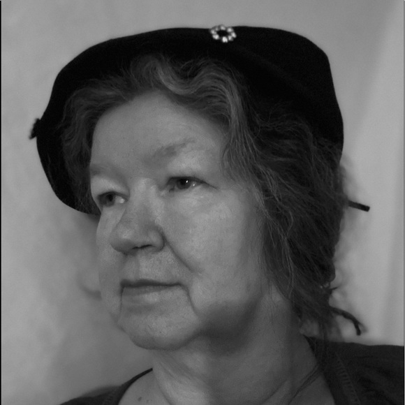 Vntg ladies Black velvet bonnet Hat w rhinestones Lazarus model Cincinnati beani - Picture 14 of 16